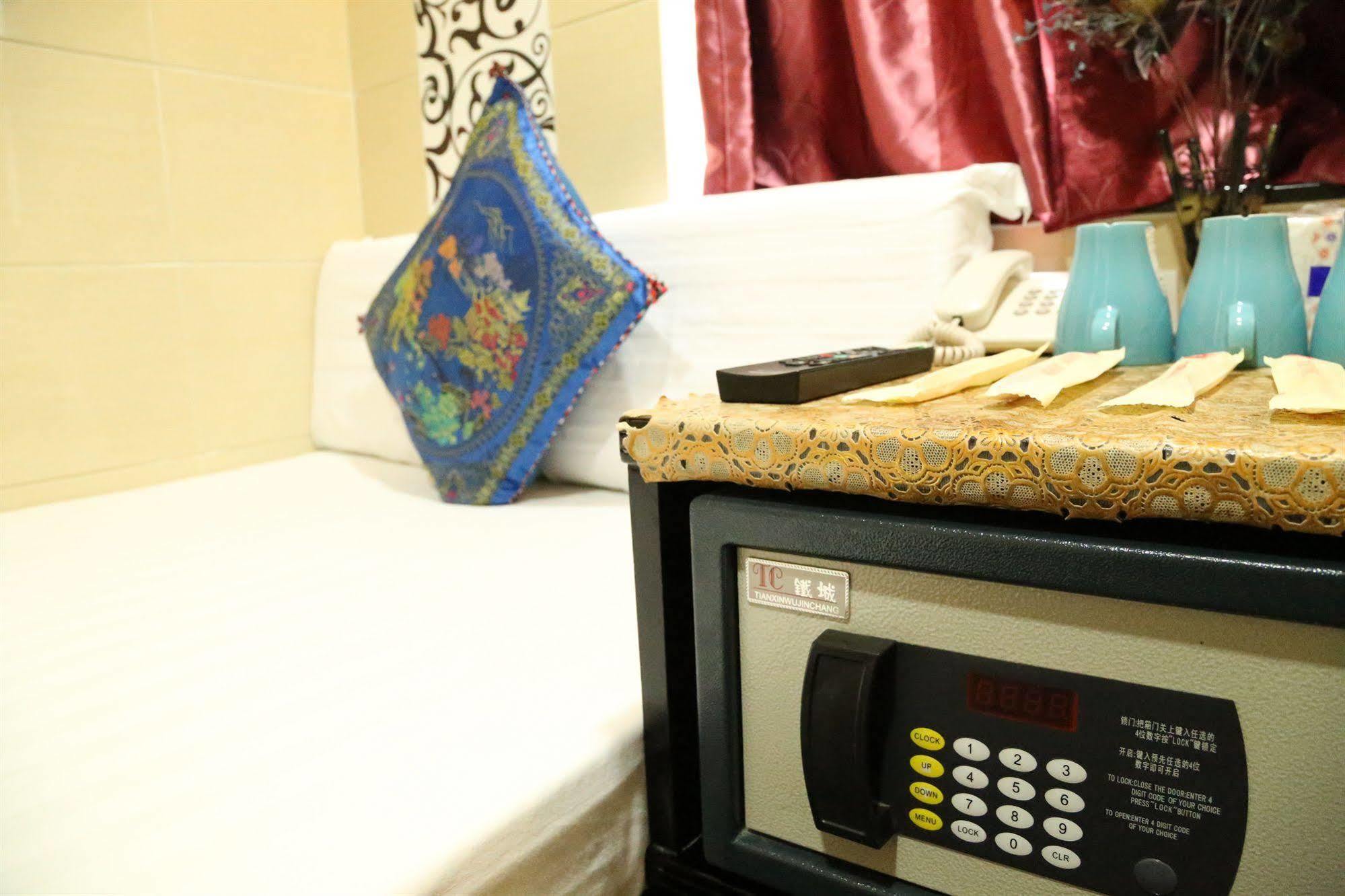 Euro Hostel Hongkong Buitenkant foto