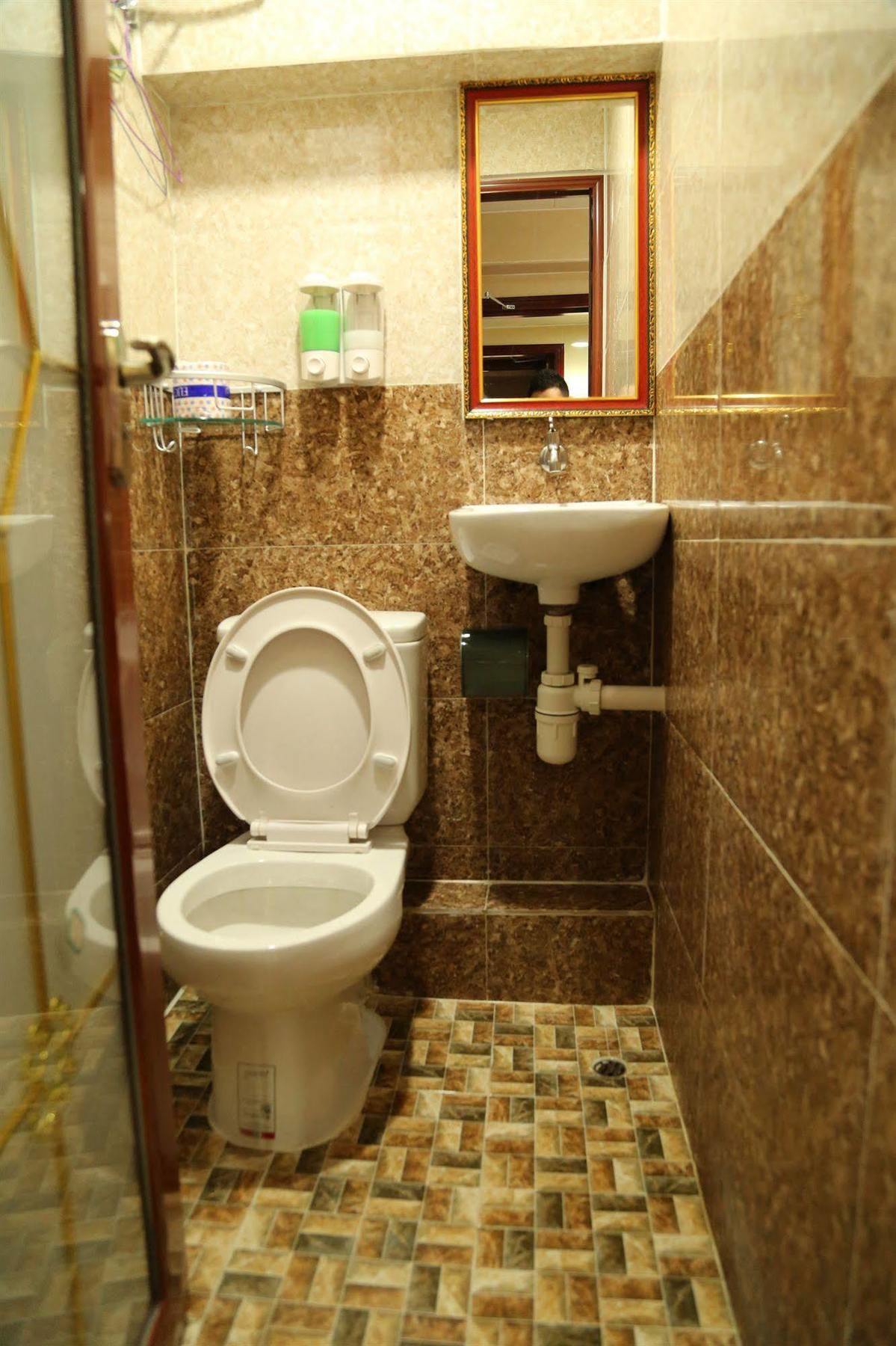 Euro Hostel Hongkong Buitenkant foto